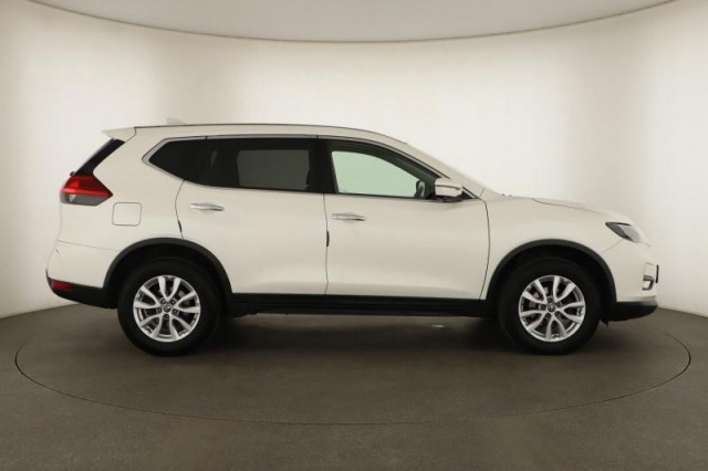 Nissan X-Trail  1.6 dCi 