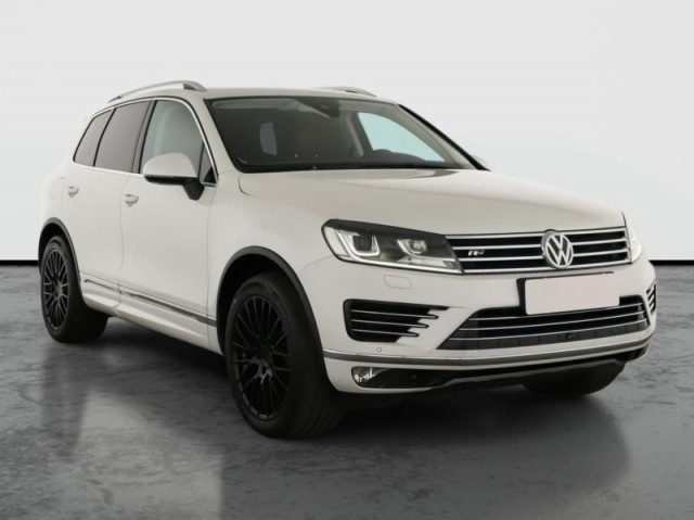 Volkswagen Touareg  3.0 TDI 