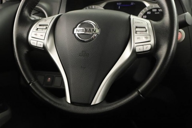 Nissan Navara  2.3 dCi 