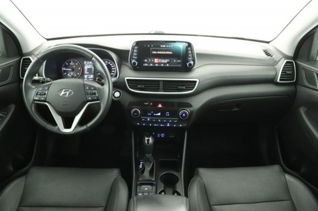 Hyundai Tucson  2.0 CRDi 