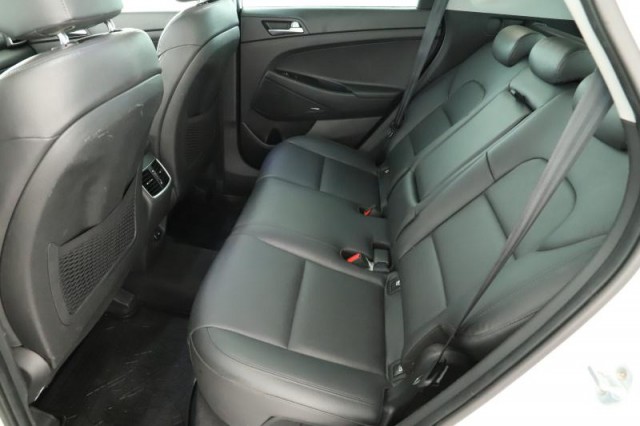 Hyundai Tucson  2.0 CRDi 