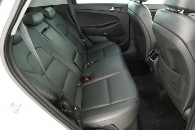 Hyundai Tucson  2.0 CRDi 