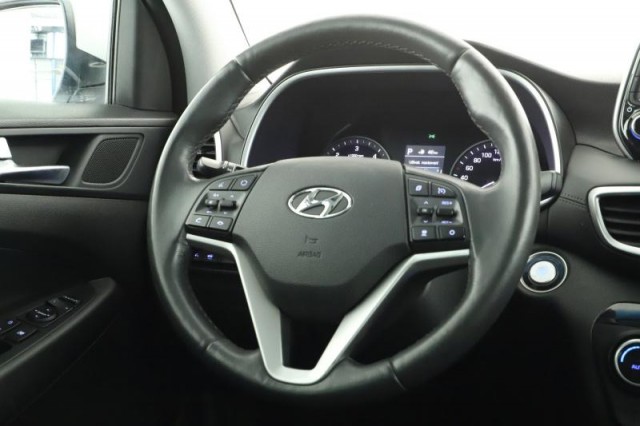 Hyundai Tucson  2.0 CRDi 