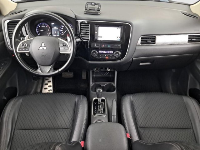 Mitsubishi Outlander  2.2 DI-D 