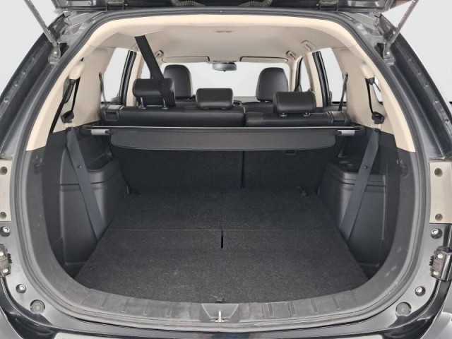 Mitsubishi Outlander  2.2 DI-D 