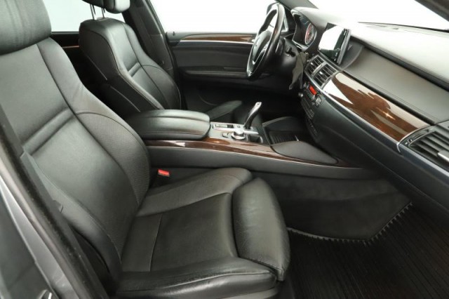 BMW X6  xDrive35d 