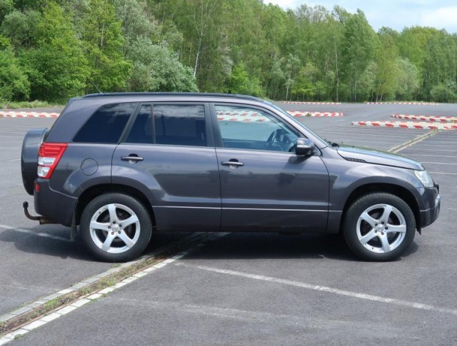 Suzuki Grand Vitara  2.4 VVT 