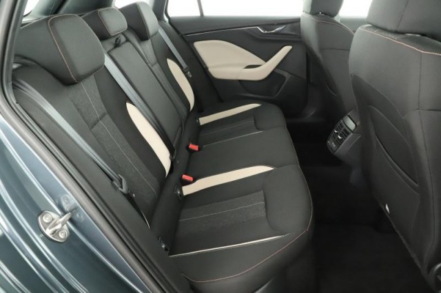 Škoda Kamiq  1.0 TSI Style