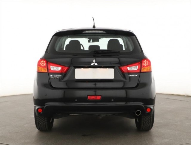 Mitsubishi ASX  1.6 MIVEC Invite