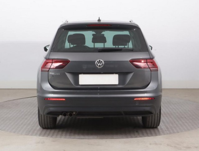Volkswagen Tiguan  2.0 TDI 