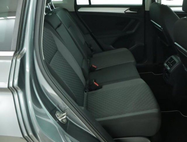 Volkswagen Tiguan  2.0 TDI 
