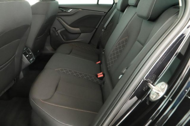 Škoda Kamiq  1.0 TSI Ambition