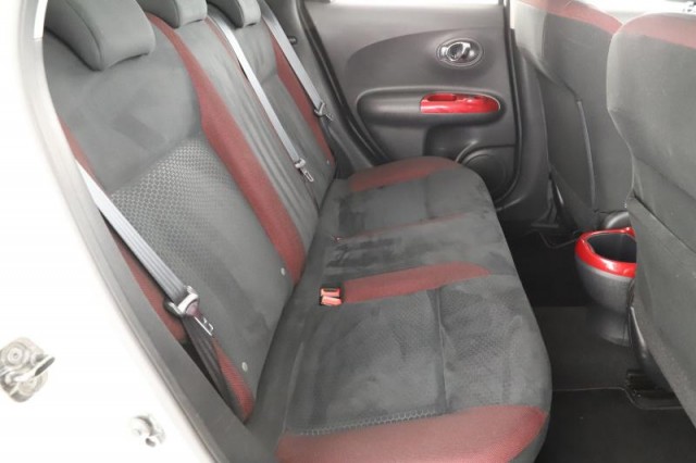 Nissan Juke  1.6 i 