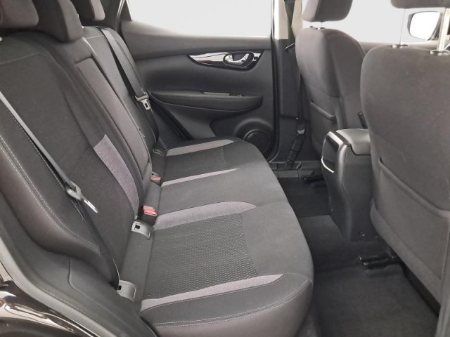 Nissan Qashqai  1.3 DIG-T 