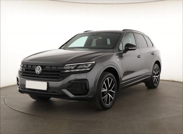 Volkswagen Touareg  3.0 TDI R-Line