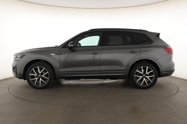 Volkswagen Touareg  3.0 TDI R-Line