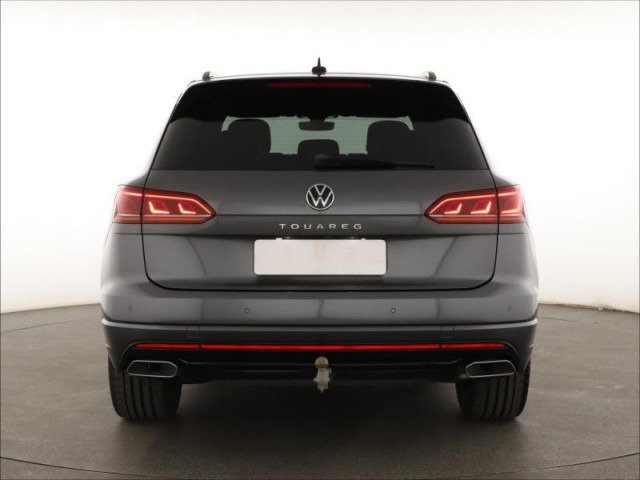 Volkswagen Touareg  3.0 TDI R-Line