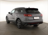 Volkswagen Touareg  3.0 TDI R-Line