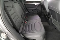 Volkswagen Touareg  3.0 TDI R-Line