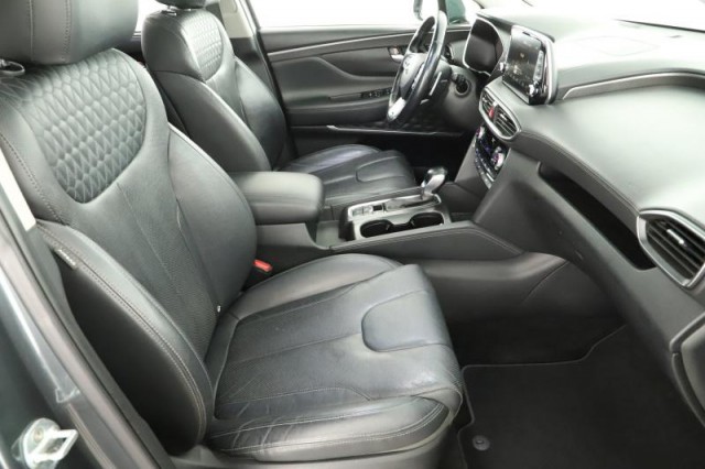 Hyundai Santa Fe  2.2 CRDi 