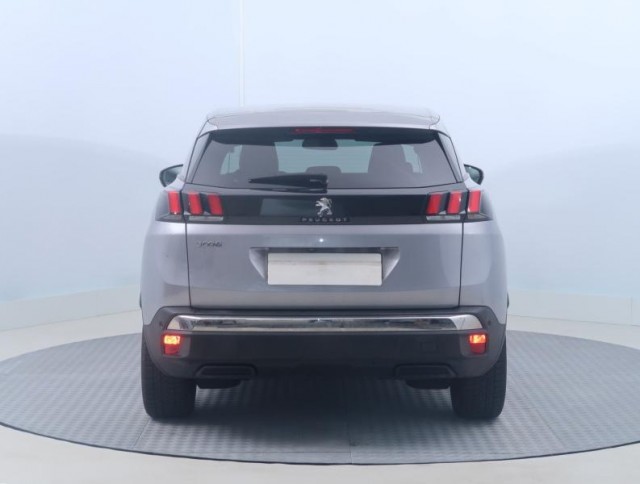 Peugeot 3008  1.5 BlueHDi 