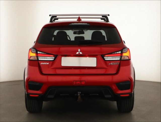 Mitsubishi ASX  2.0 MIVEC 