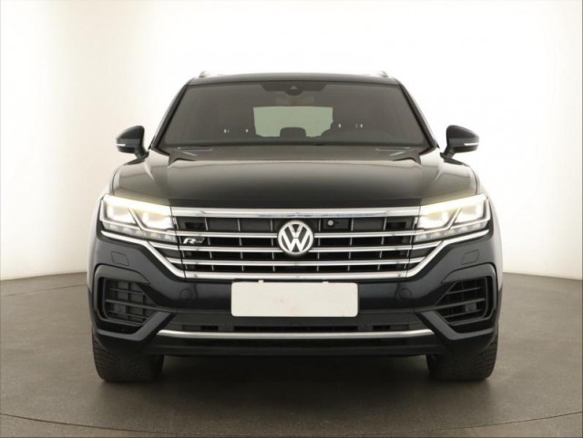 Volkswagen Touareg  3.0 TDI R-Line
