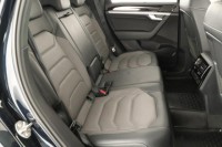 Volkswagen Touareg  3.0 TDI R-Line