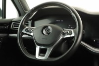 Volkswagen Touareg  3.0 TDI R-Line