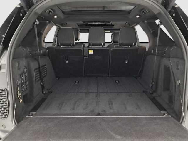 Land Rover Discovery  D300 