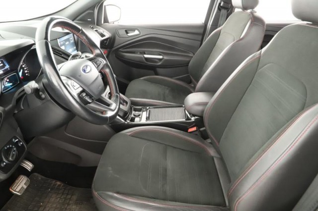 Ford Kuga  2.0 TDCi ST-Line