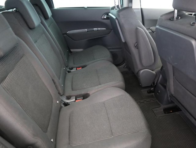 Peugeot 5008  1.6 BlueHDi 