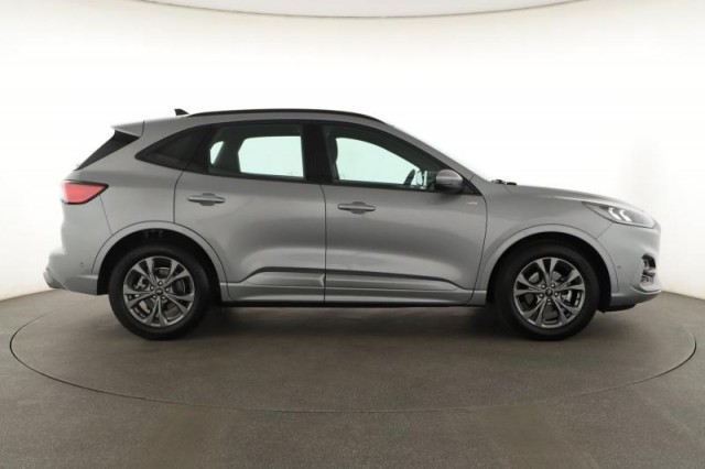 Ford Kuga  1.5 EcoBoost ST-Line