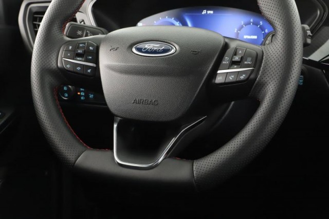 Ford Kuga  1.5 EcoBoost ST-Line