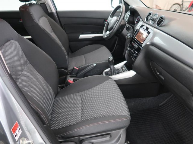 Suzuki Vitara  1.6 VVT Premium
