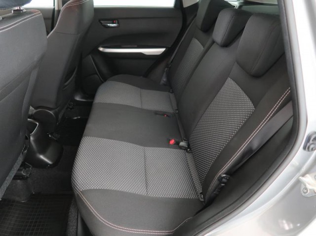 Suzuki Vitara  1.6 VVT Premium