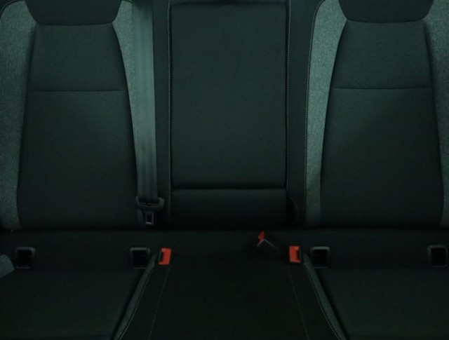 Škoda Karoq  1.5 TSI 