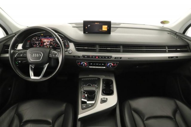 Audi Q7  3.0 TDI 