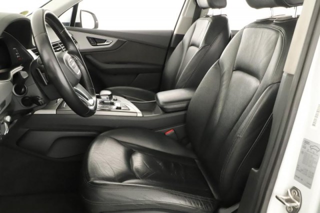 Audi Q7  3.0 TDI 