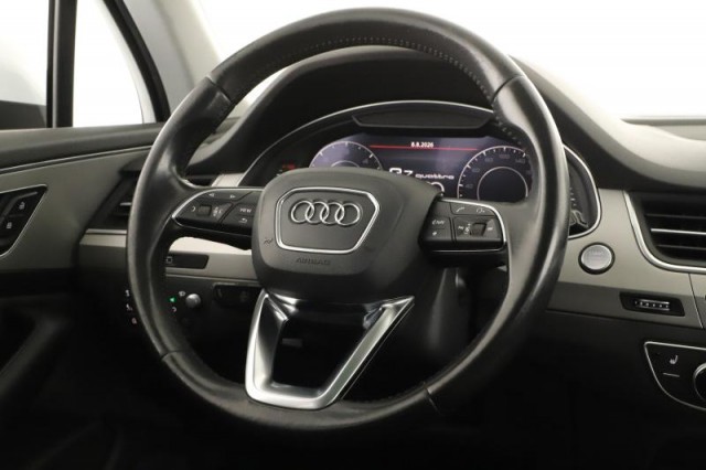 Audi Q7  3.0 TDI 