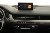 Audi Q7  3.0 TDI 