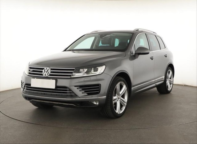 Volkswagen Touareg  3.0 TDI R-Line