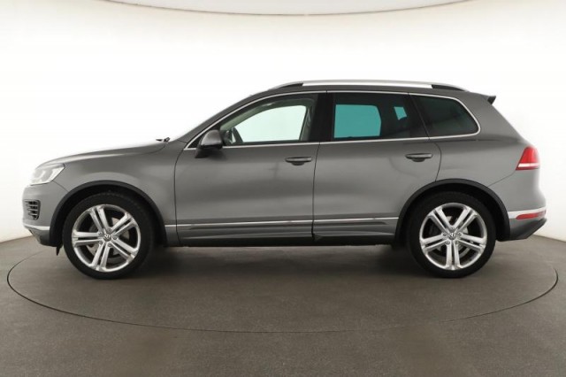 Volkswagen Touareg  3.0 TDI R-Line