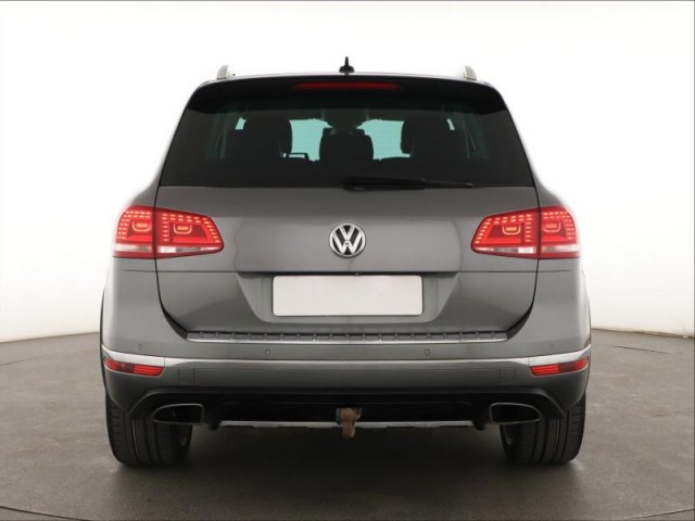 Volkswagen Touareg  3.0 TDI R-Line
