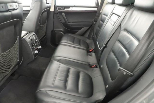 Volkswagen Touareg  3.0 TDI R-Line
