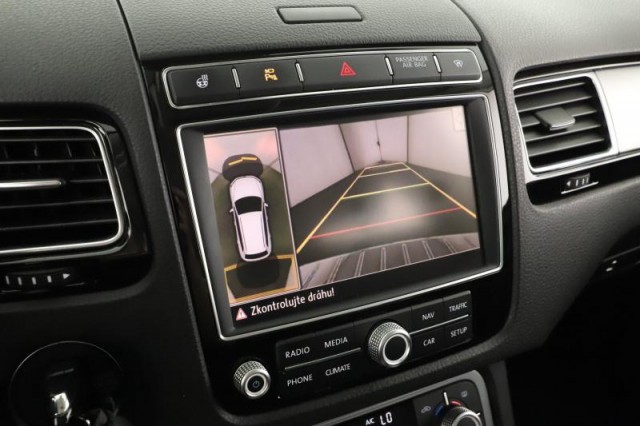 Volkswagen Touareg  3.0 TDI R-Line