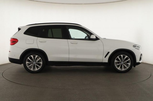 BMW X3  xDrive20i xLine