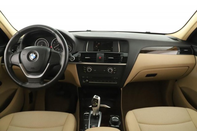 BMW X3  xDrive20i 