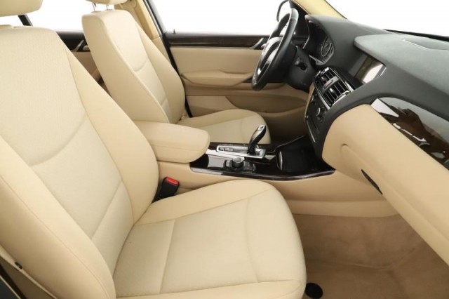 BMW X3  xDrive20i 