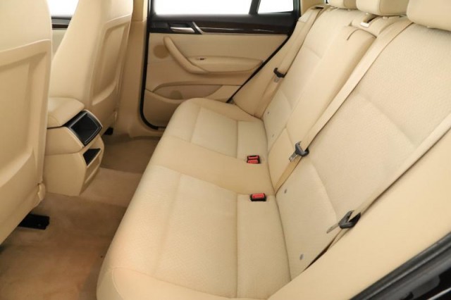 BMW X3  xDrive20i 